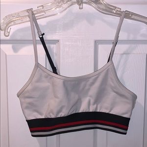 SPORTS BRA
